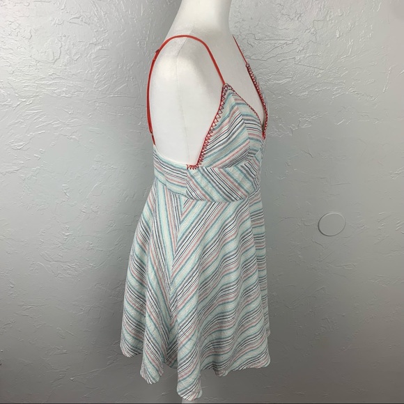 Paper Crane Aztec/southwestern Boho mini dress Med - Picture 4 of 9